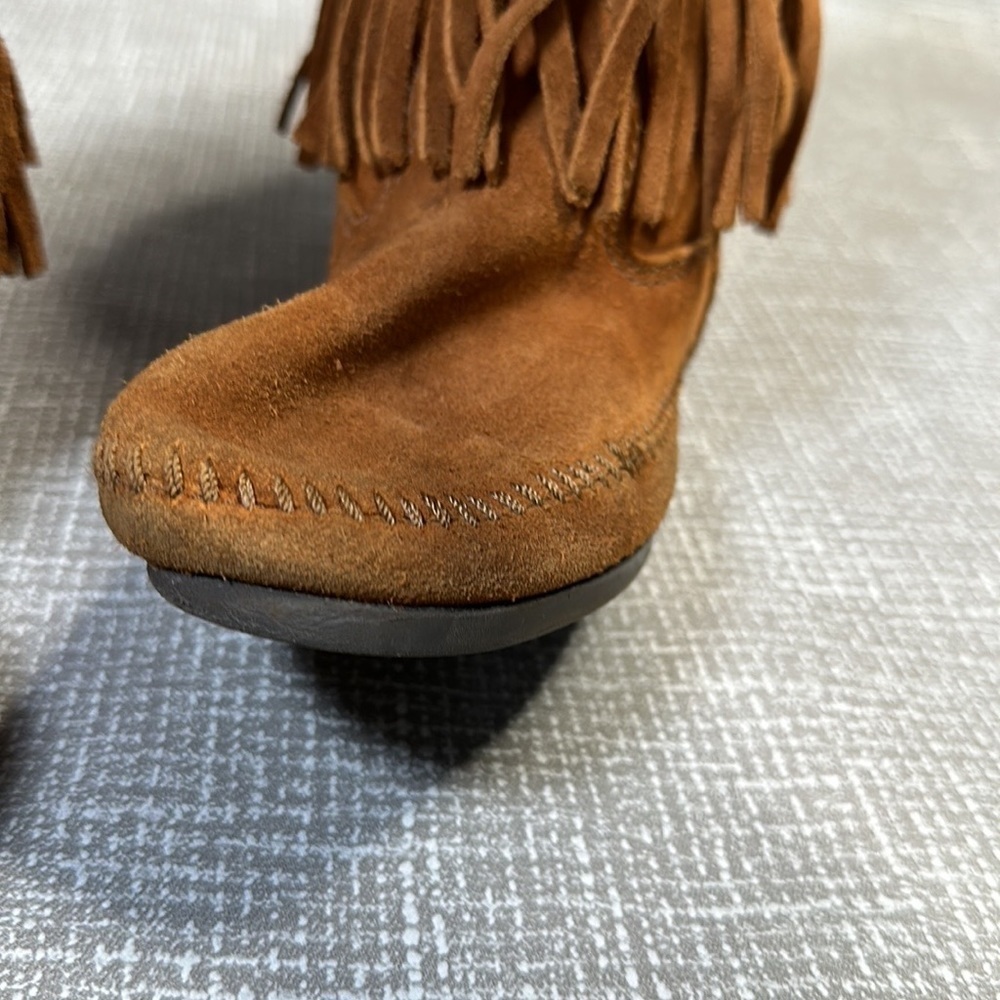 Minnetonka Moccasins Suede Leather Fringe Boots US 6 - Picture 12 of 12